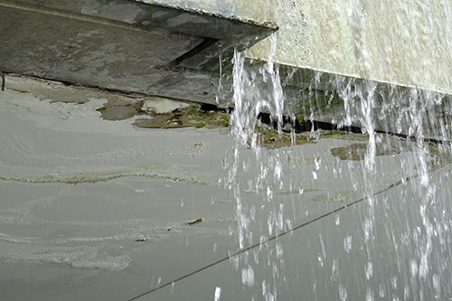 水が溜まりやすい場所からの漏水を防ぐ
